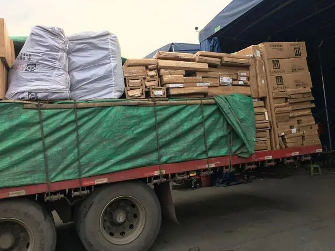 洛扎家具托运